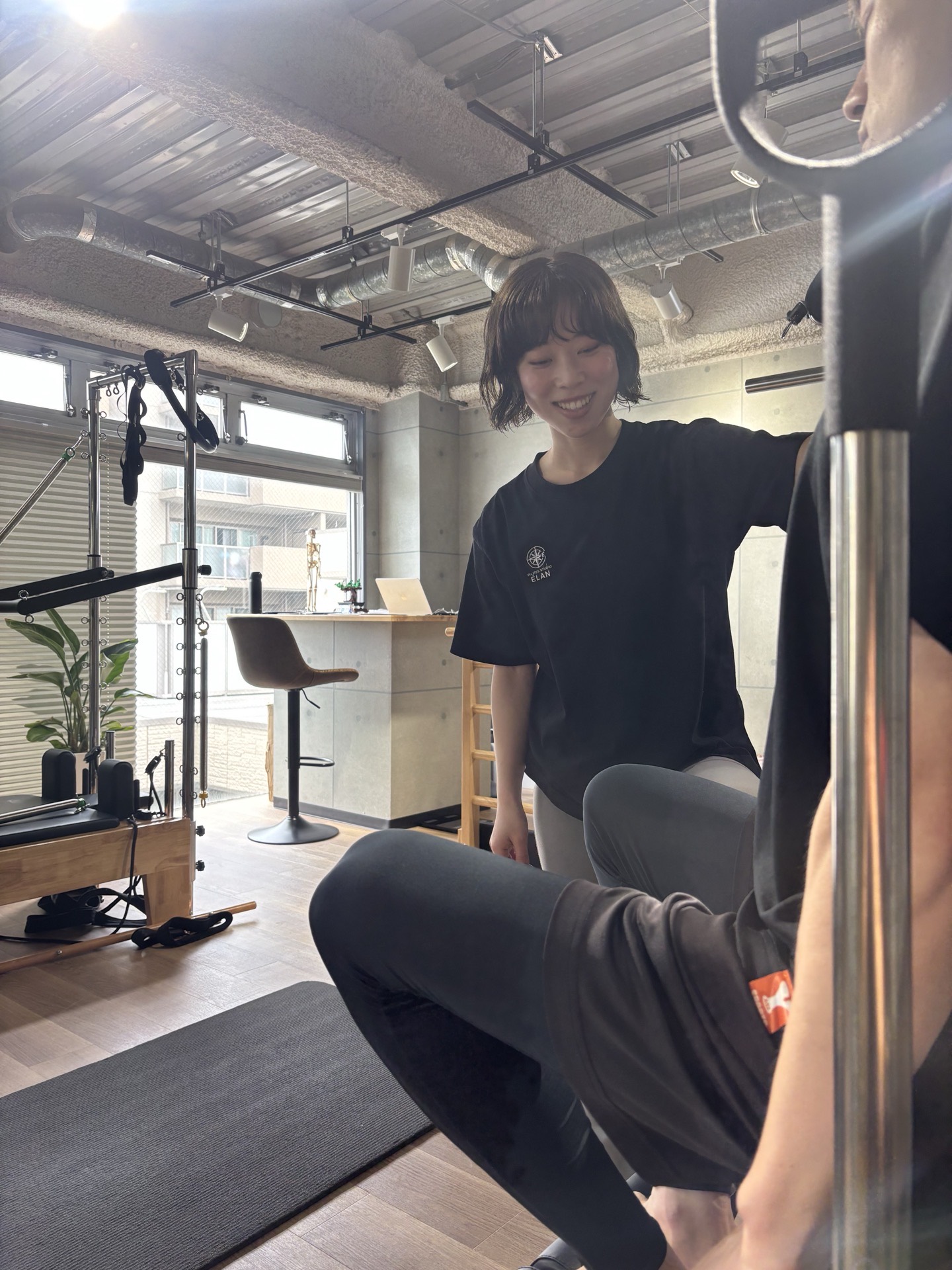 ピラティストレーナー 植田実夕季 — ÉLAN Pilates Studio